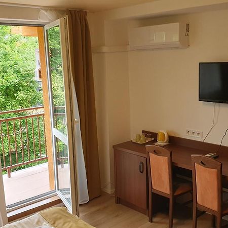 Hotel Felicia Калужа Экстерьер фото