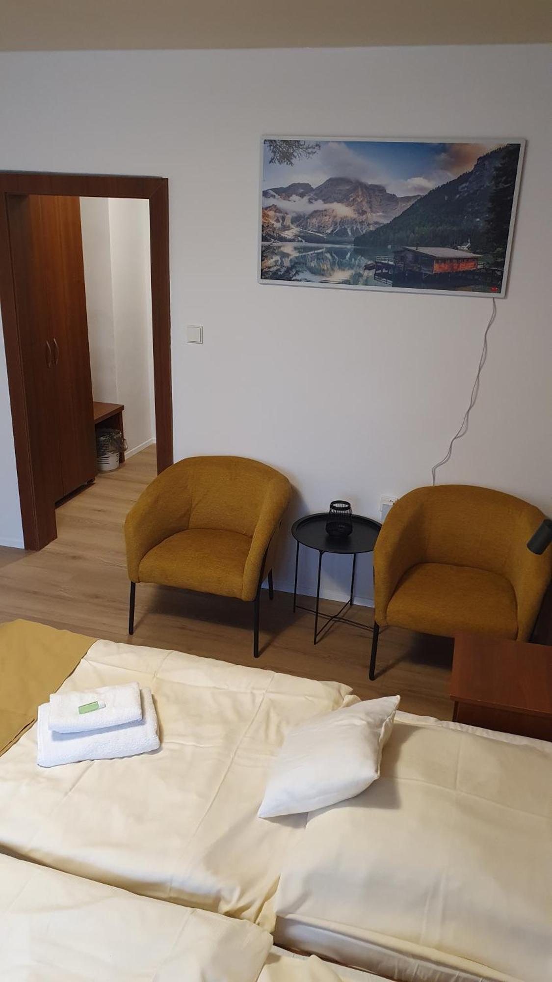 Hotel Felicia Калужа Экстерьер фото
