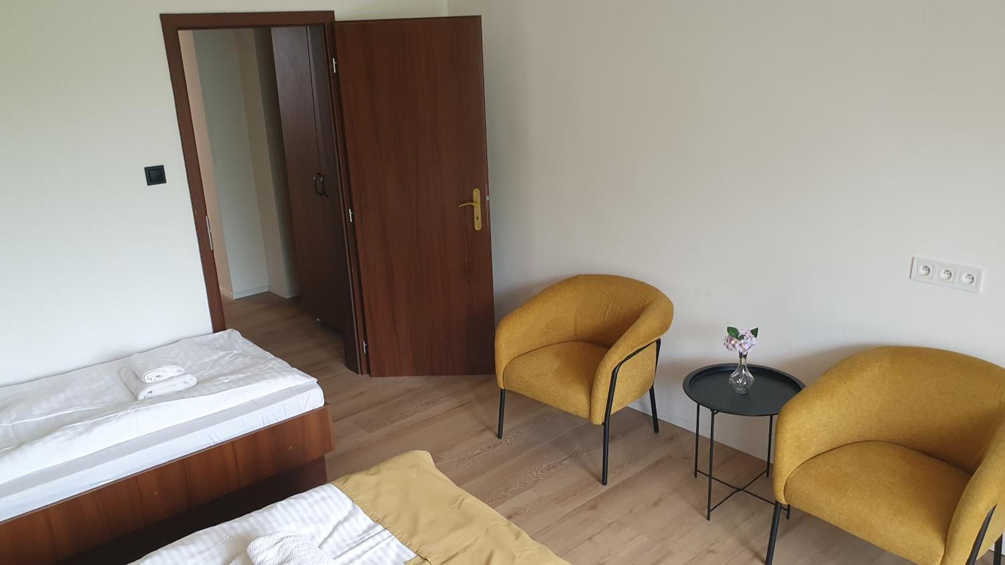 Hotel Felicia Калужа Экстерьер фото