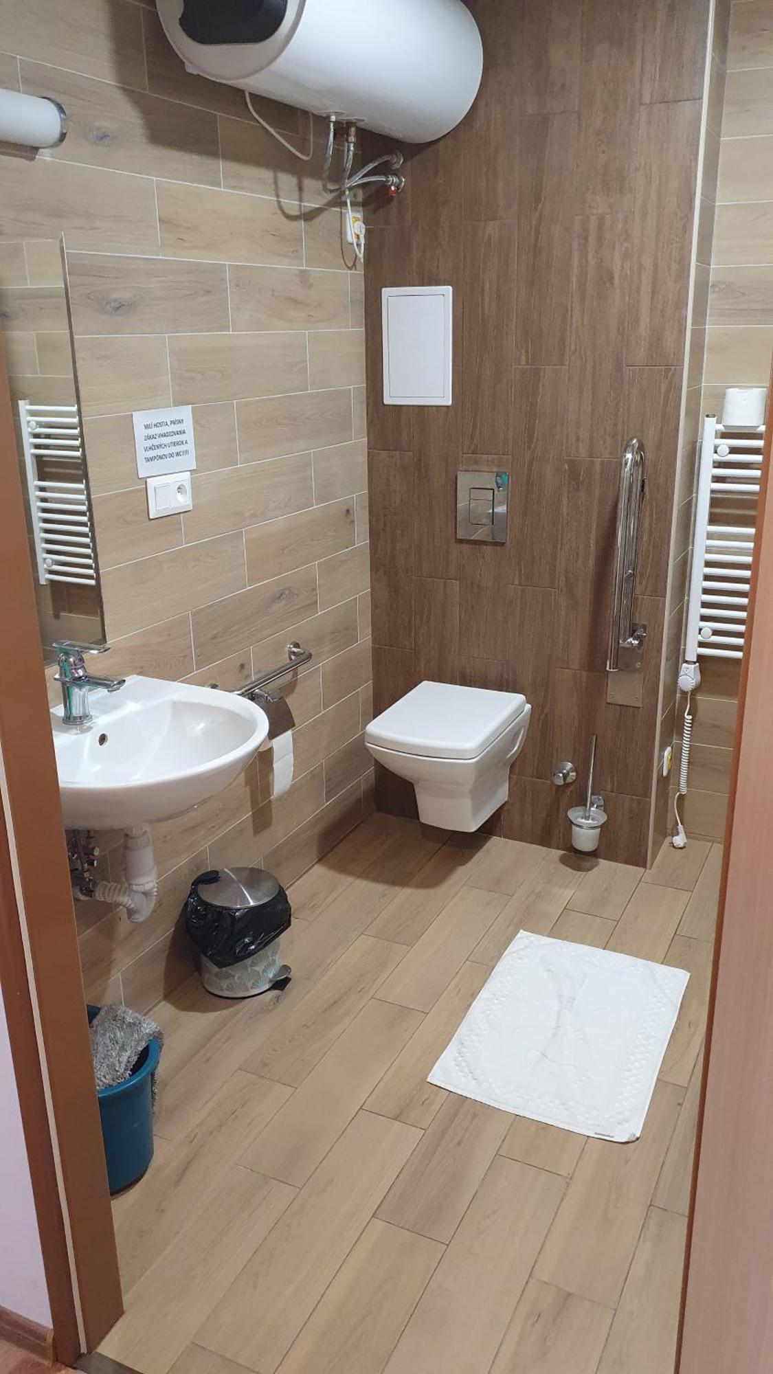 Hotel Felicia Калужа Экстерьер фото